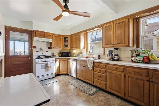 4321 BELLEFONTAINE Avenue, Kansas City, MO 64130