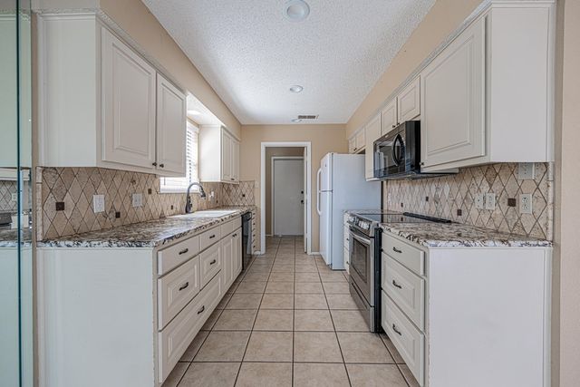 105 Quail Run, Odessa, TX 79761