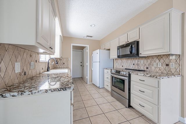 105 Quail Run, Odessa, TX 79761