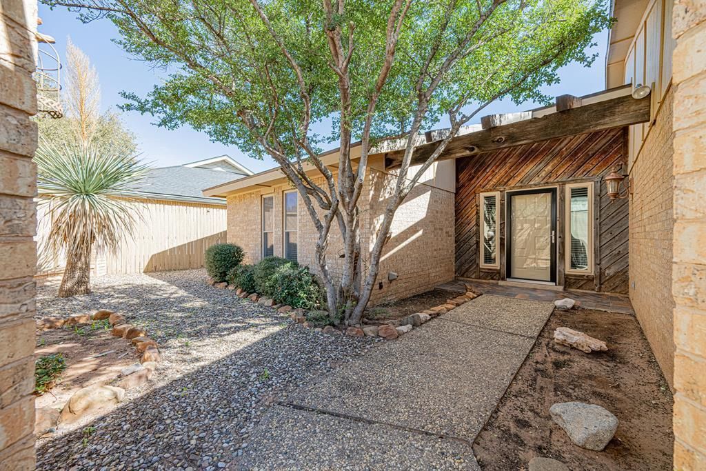 105 Quail Run, Odessa, TX 79761