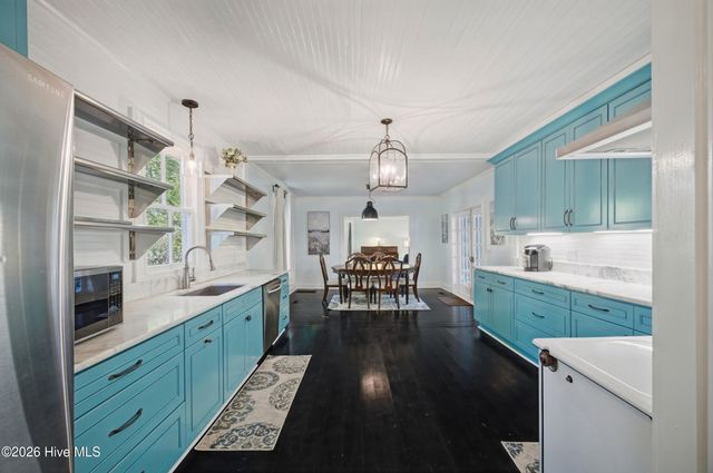 205 W Church Street, Edenton, NC 27932