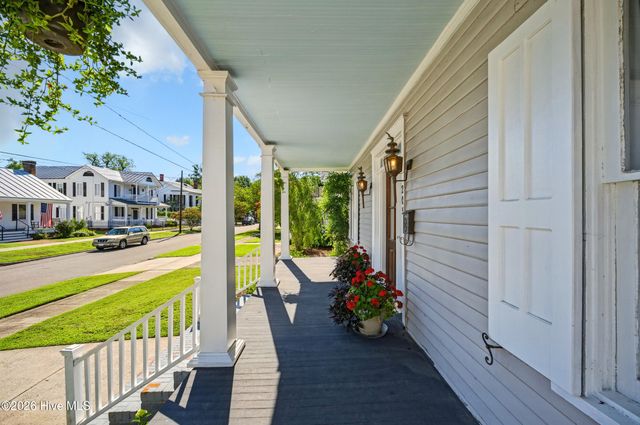 205 W Church Street, Edenton, NC 27932