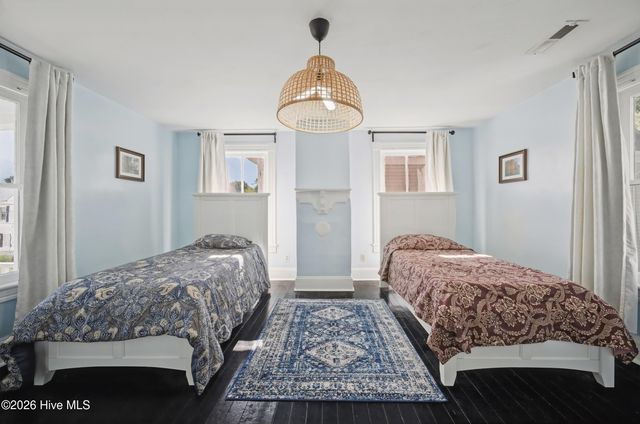 205 W Church Street, Edenton, NC 27932