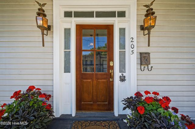 205 W Church Street, Edenton, NC 27932