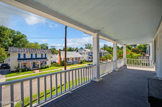 205 W Church Street, Edenton, NC 27932