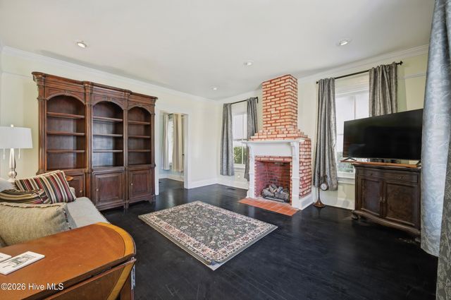 205 W Church Street, Edenton, NC 27932
