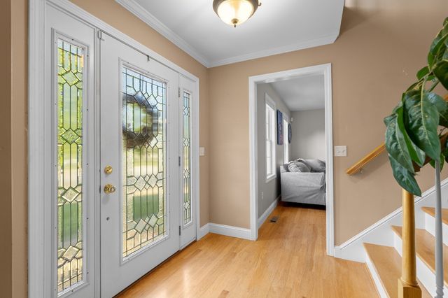 3 Joy Rd, New Bedford, MA 02740