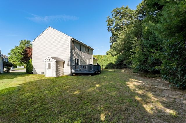 3 Joy Rd, New Bedford, MA 02740