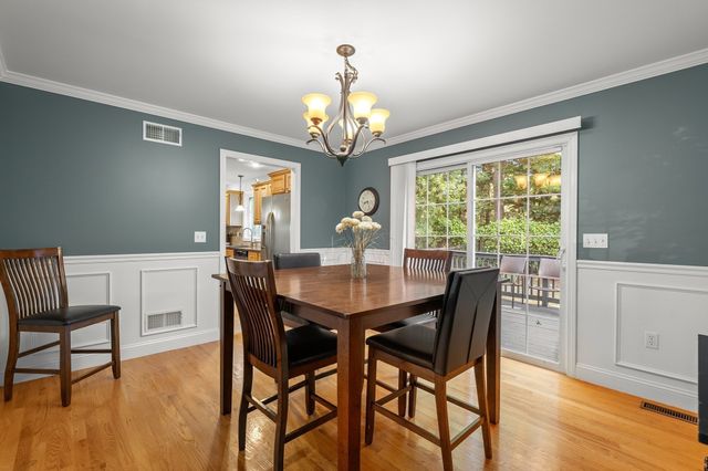 3 Joy Rd, New Bedford, MA 02740