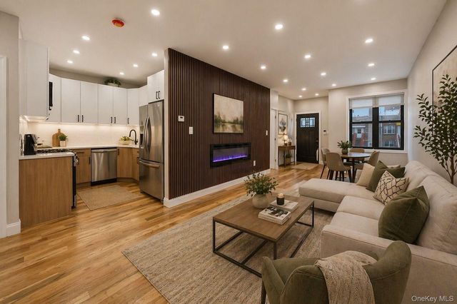 9417 Avenue B, Brooklyn, NY 11236