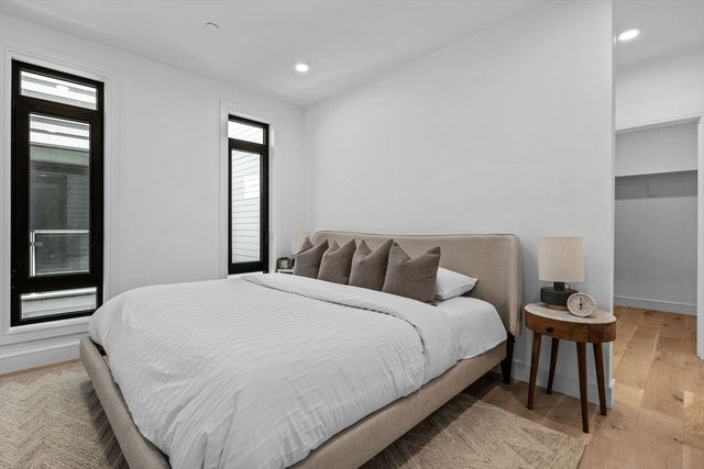 33 A St. 404, Boston, MA 02127