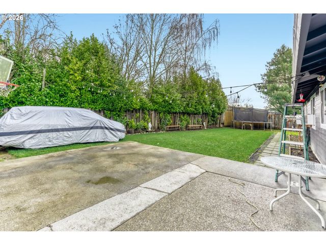 606 S 22ND Ct, Cornelius, OR 97113