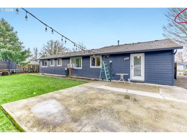 606 S 22ND Ct, Cornelius, OR 97113