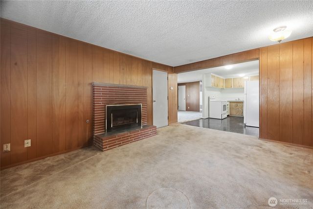 21606 54th Avenue W, Mountlake Terrace, WA 98043