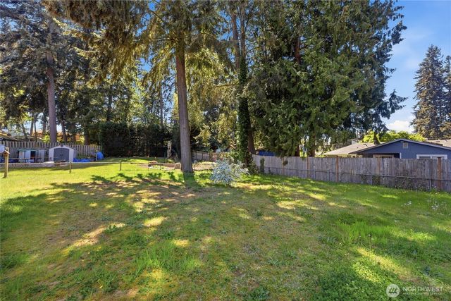 21606 54th Avenue W, Mountlake Terrace, WA 98043