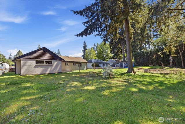 21606 54th Avenue W, Mountlake Terrace, WA 98043