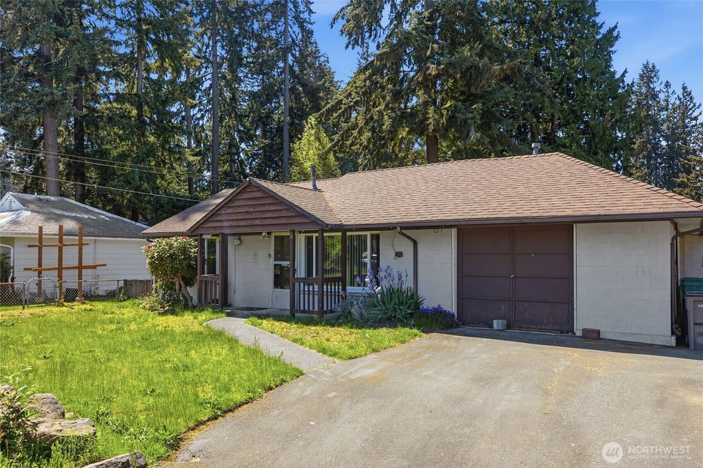 21606 54th Avenue W, Mountlake Terrace, WA 98043