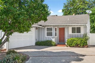 22647 Clarendon St, Woodland Hills, CA 91367