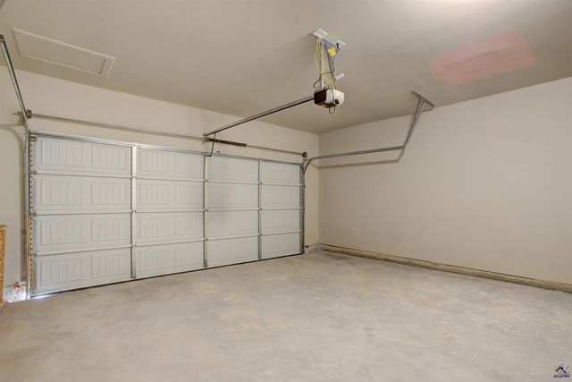 102 Water Run Way, Perry, GA 31069