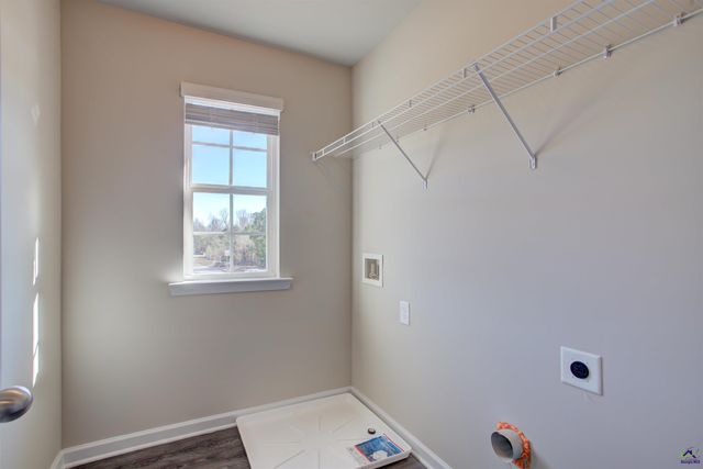 102 Water Run Way, Perry, GA 31069
