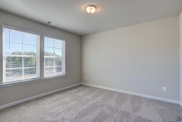 102 Water Run Way, Perry, GA 31069