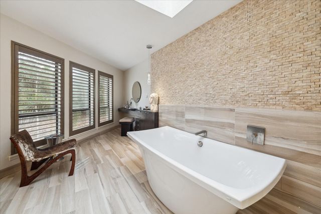 23414 Holly Hollow Street, Tomball, TX 77377