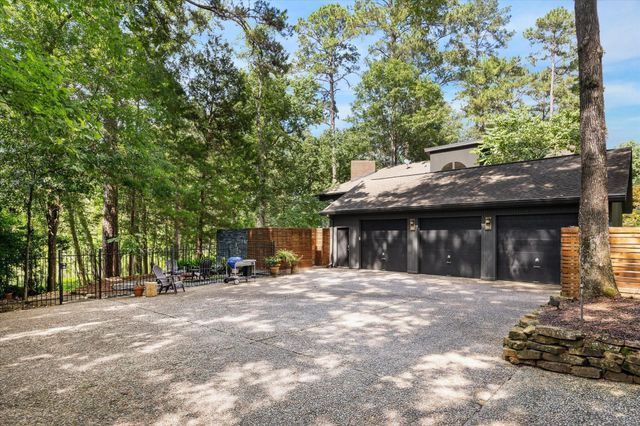 23414 Holly Hollow Street, Tomball, TX 77377