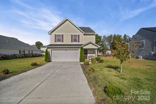 635 Scarlet Leaf Lane, Oakboro, NC 28129