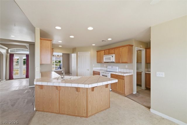 381 East Harris Farm Road, Pahrump, NV 89060