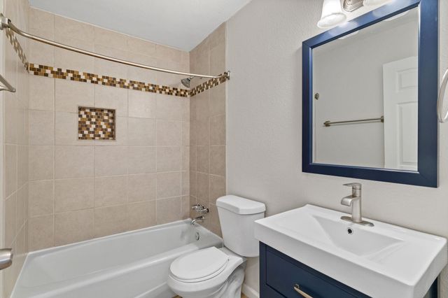 2604 Cockburn DR, Austin, TX 78745