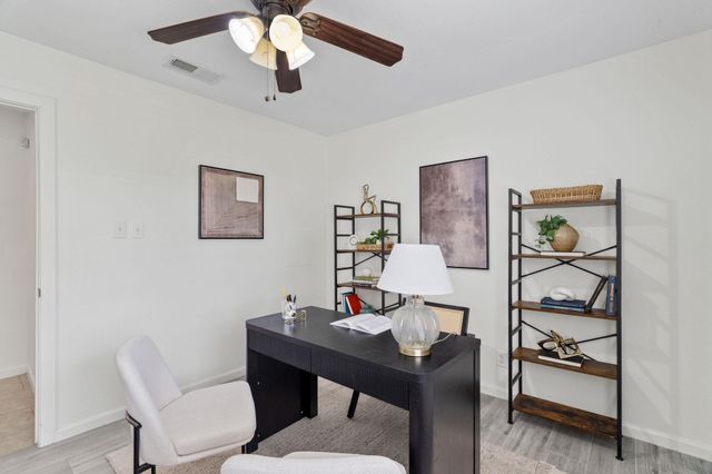 2604 Cockburn DR, Austin, TX 78745