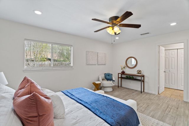 2604 Cockburn DR, Austin, TX 78745