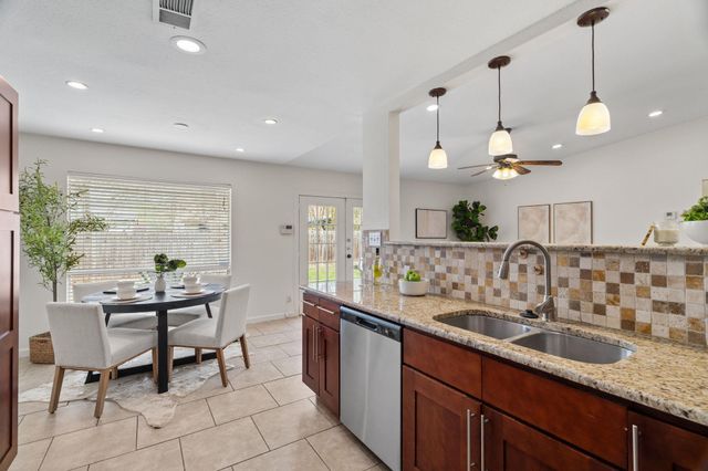 2604 Cockburn DR, Austin, TX 78745