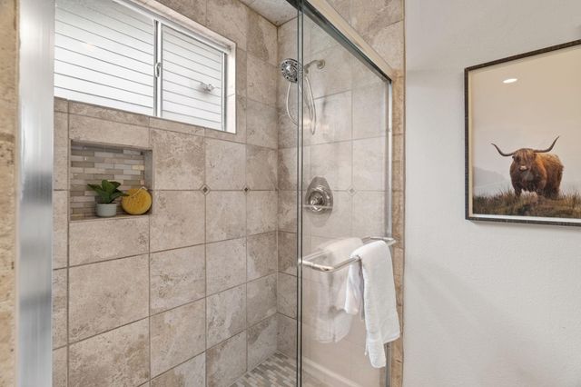 2604 Cockburn DR, Austin, TX 78745