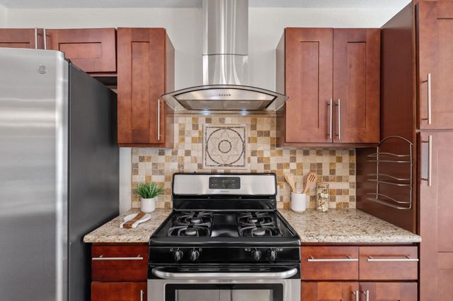 2604 Cockburn DR, Austin, TX 78745