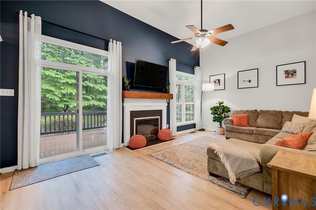 9288 Kings Charter Dr, Mechanicsville, VA 23116