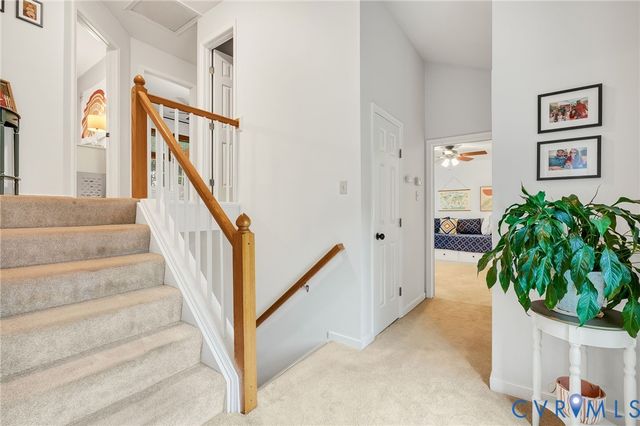 9288 Kings Charter Dr, Mechanicsville, VA 23116