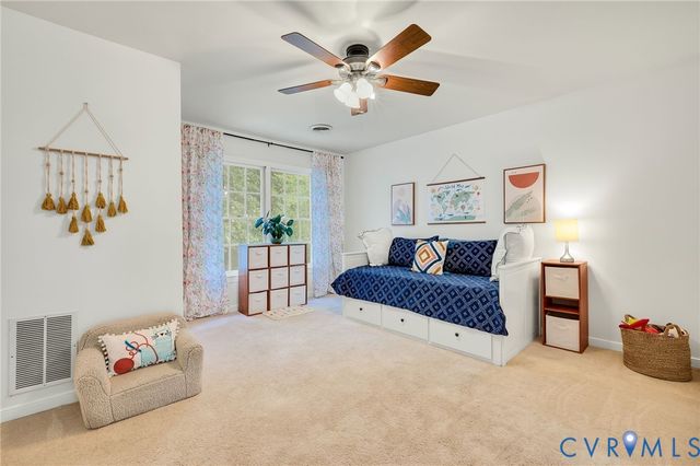 9288 Kings Charter Dr, Mechanicsville, VA 23116