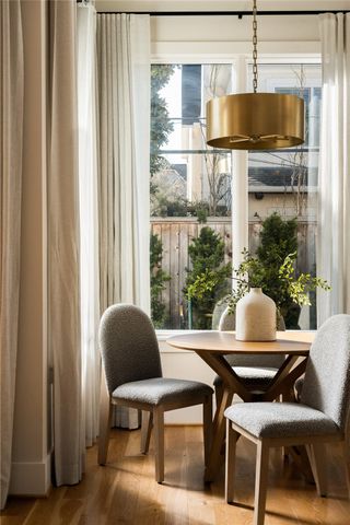 2715 Robinhood Street, West University Place, TX 77005