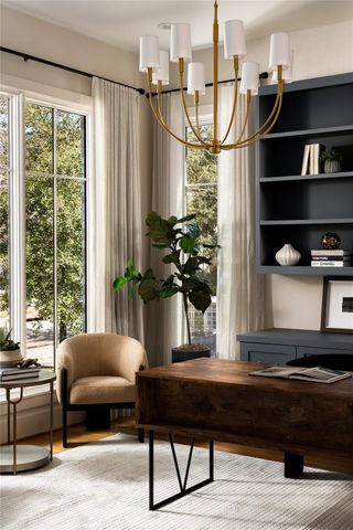 2715 Robinhood Street, West University Place, TX 77005