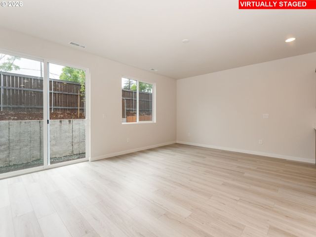 818 Nw 178TH Way, Ridgefield, WA 98642