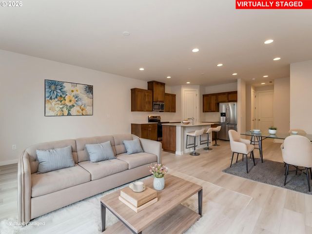 818 Nw 178TH Way, Ridgefield, WA 98642