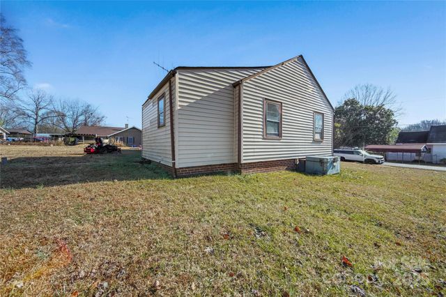 208 Ellis Street, Albemarle, NC 28001