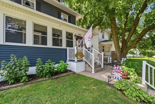 4504 14th Avenue, Rock Island, IL 61201