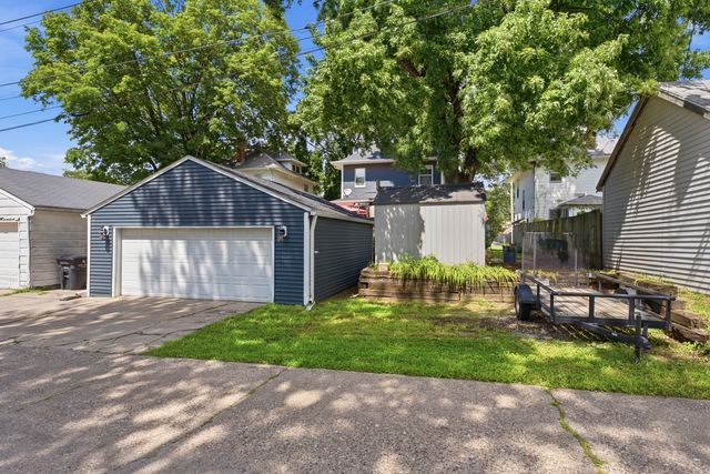 4504 14th Avenue, Rock Island, IL 61201