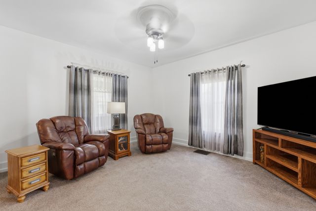 4504 14th Avenue, Rock Island, IL 61201