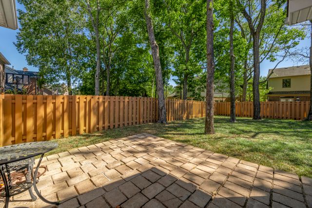 3016 Old Field Way, Lexington, KY 40513