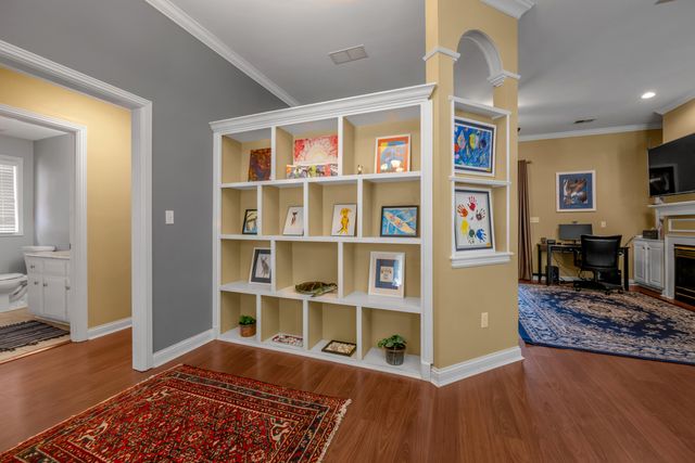 3016 Old Field Way, Lexington, KY 40513