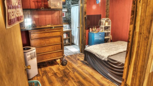 704 Alex Auld, Leakey, TX 78873