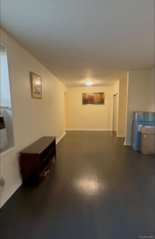 2710 Parsons Boulevard 2F, Flushing, NY 11354